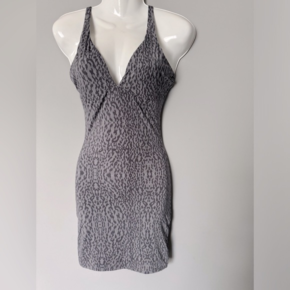 Yummie Negligee/slip dress in snake/animal print (similar to spanx) XS-S EUC - Picture 1 of 4
